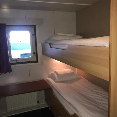 Hotel Boat Isosaari 2*